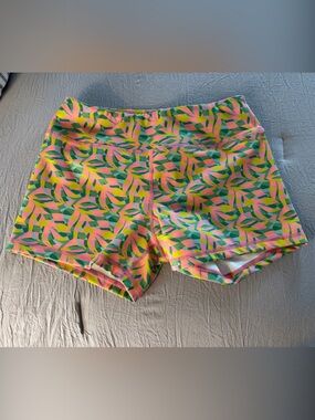 Born Primitive - Double take booty short (Jubilee) Small